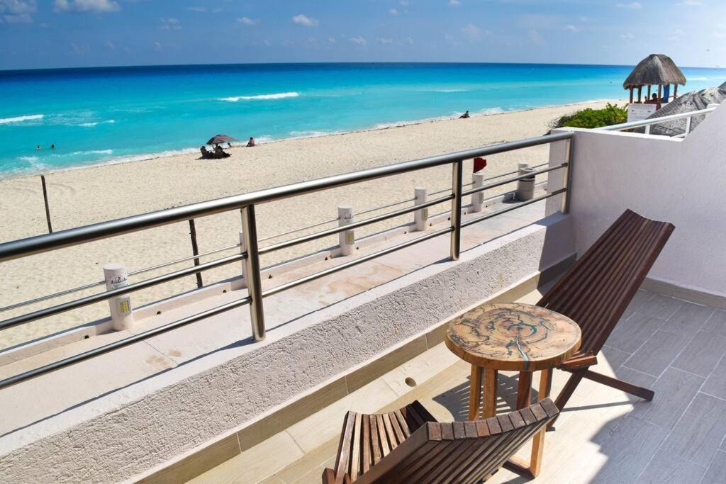 Ocean Front Villa Marlin, Best Location In Hotel Zone #109 칸쿤 외부 사진