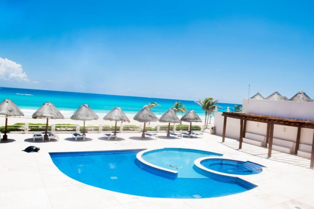 Ocean Front Villa Marlin, Best Location In Hotel Zone #109 칸쿤 외부 사진