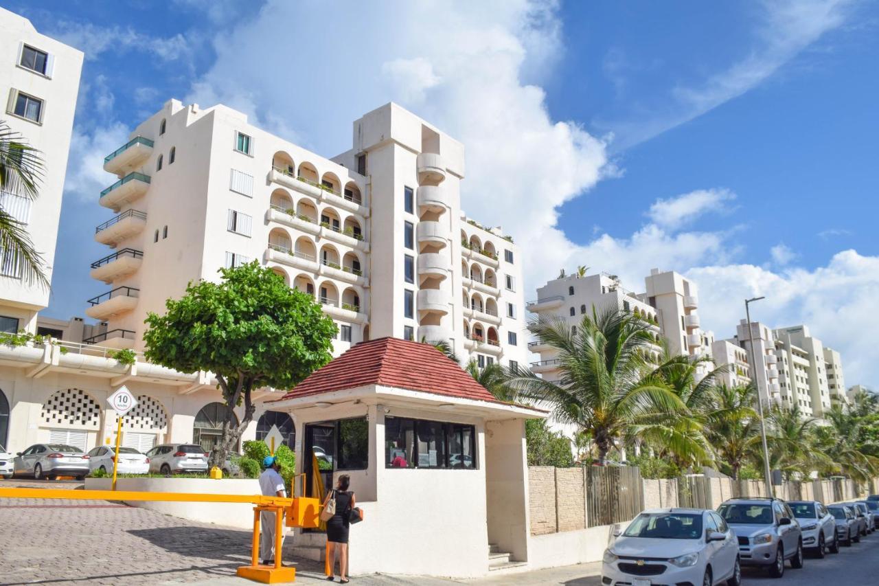 Ocean Front Villa Marlin, Best Location In Hotel Zone #109 칸쿤 외부 사진